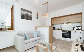 Apartments Kraków Dąbska by Renters